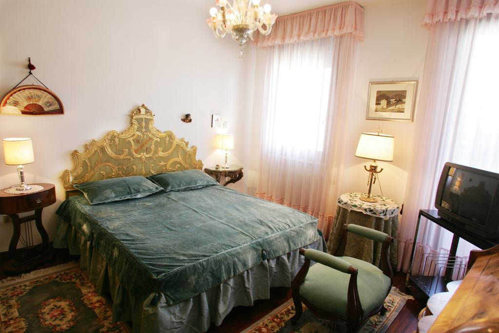 B&B Il Glicine Fiorito Venedik-Lido Dış mekan fotoğraf